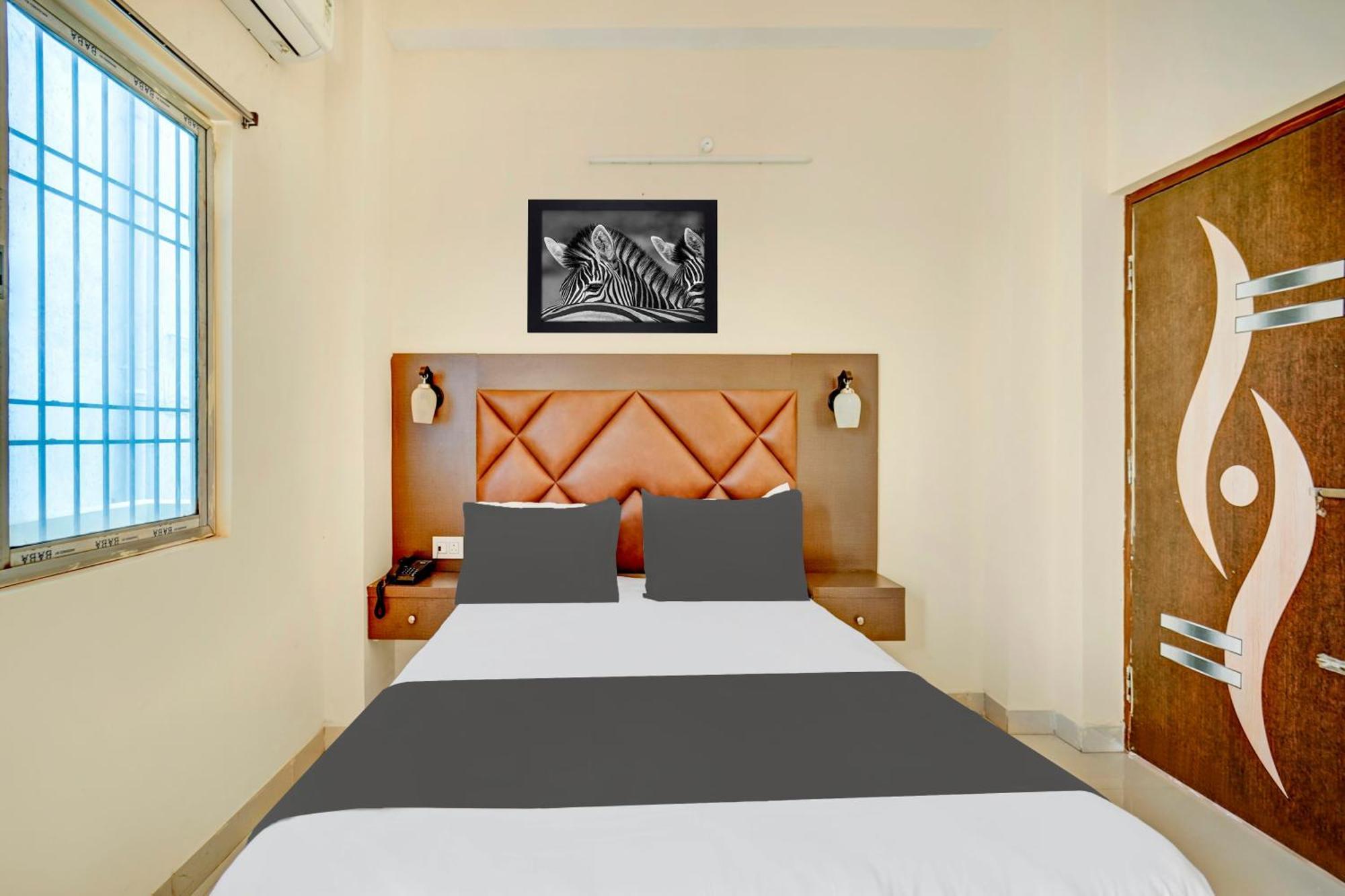 Super Townhouse Anisabad Near Mahavir Sansthan Khagaul Экстерьер фото